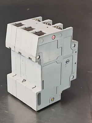 Siemens 5SN3 N G 20A 3 Pole Circuit Breaker loc4D3