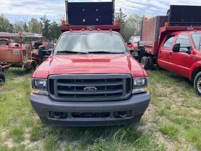 USED 2002 FORD F-350