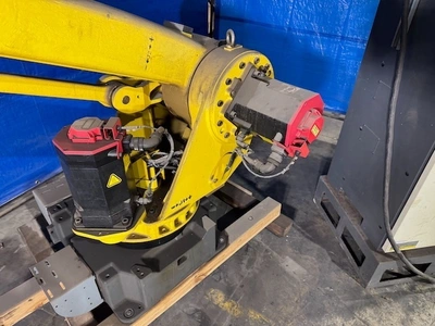 2002 FANUC S500IB 6 Axis Robots | K.B. Industries LLC (7)