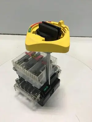 USED ALLEN BRADLEY 194R-NJ030P3 SER B