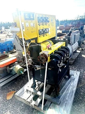 WAYNE 1.25" 30:1 Extruders, Low Boy 0" - 1.5""" | Mark One Machinery (10)