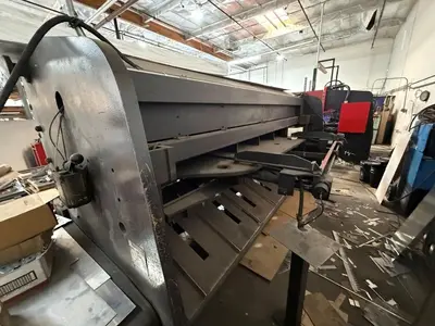 USED AMADA M-3060