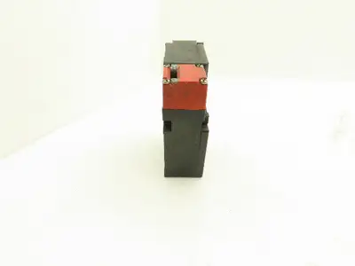 Omron D4NL-4GDG-B4 Guard Safety-Door Switch Interlock Solenoid Release 24VDC