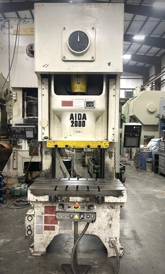 USED 2010 AIDA PRESSES AIDA NC1-2000(1)E PRESS