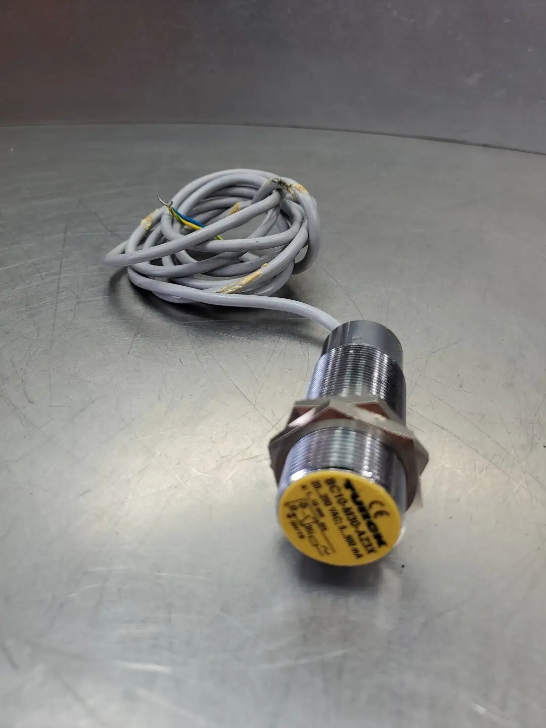 TURCK BC10-M30-AZ3X 20-250VAC, 5-500mA PROXIMITY SWITCH SENSOR. 5E-16