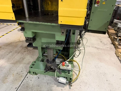Used 1997 Arburg Allrounder 270 M 500-90 V0 Injection Molding Machines Illinois US | Meadoworks #1514551