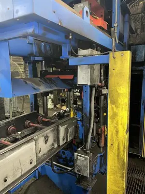 USED EMI 14 X 19 AUTOMATIC MOLDING MACHINE