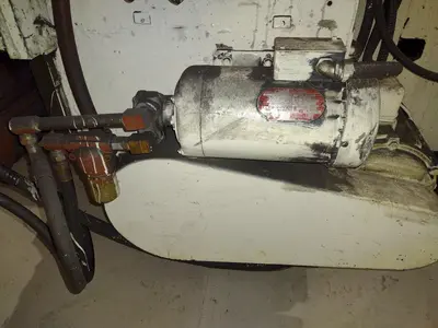 USED KEARNEY & TRECKER 1536A