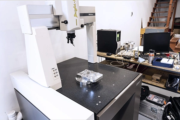Used 2008 Mitutoyo Bright BRM507 Coordinate Measuring Machines CA | Machine Tool Bids #775707