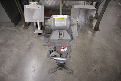 Used BALDOR GENERIC Pedestal Type Grinders (Double End) Minnesota US | Machinesused.com #1368681