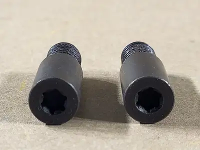 Pilot Bolt IFI23507, 60477303 (Lot of 2)