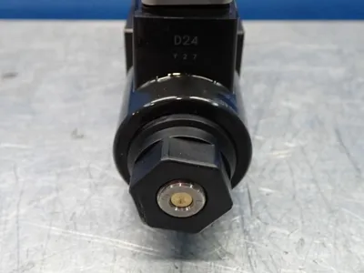NEW YUKEN DSG013C60D24N70