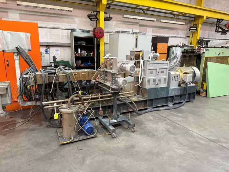 Used 2016 USEON 52MM USEON TWIN SCREW Extruders Florida US | ESCOBAR TRADING, INC. #884408
