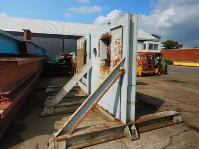 USED ZM MANIPULATORS 10 + 10 TON