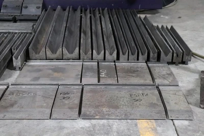 2007 BYSTRONIC Expert 320 / 4100 Press Brakes | SNL Machine Trader LLC (5)
