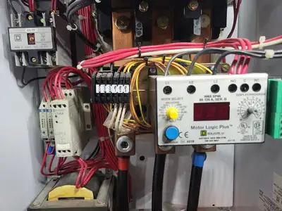 USED SQUARE D MODEL 6