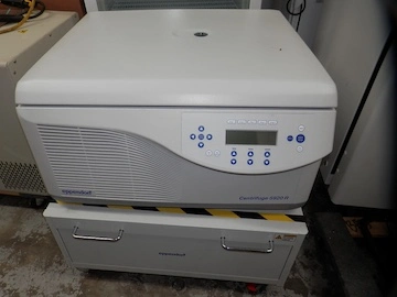 Used EPPENDORF _UNKNOWN_ Lab Centrifuges California US | Biotech Equipment Sales #1482946