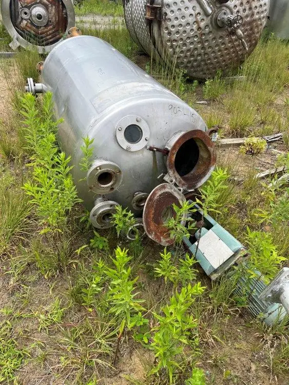 Used _UNKNOWN_ 180 GALLON Stainless Steel Tanks New Jersey US | Perry Equipment #120058