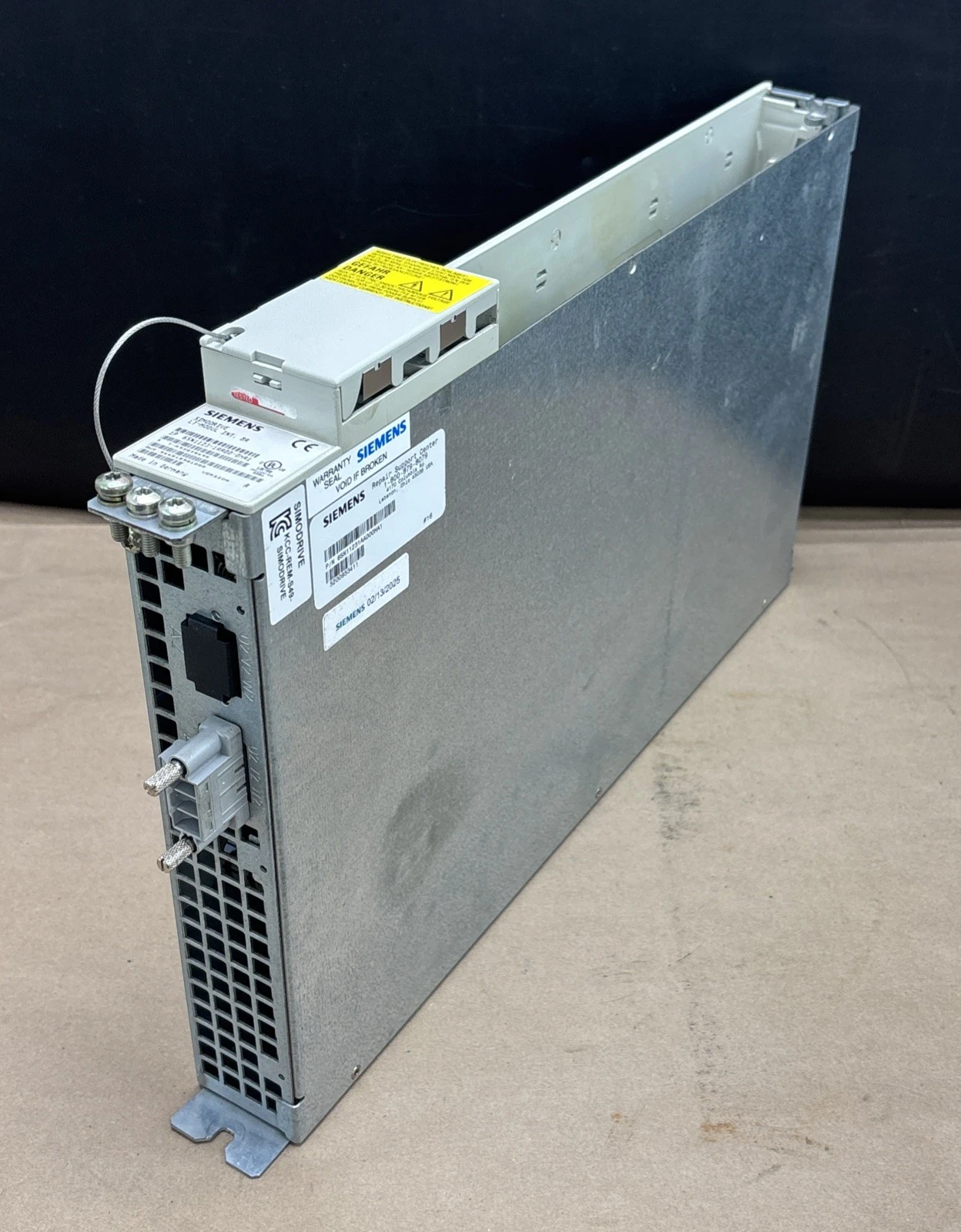 Used Siemens 6SN1123-1AA00-0HA1 Servo Drives Indiana US | J&J Industrial Supply #1455762