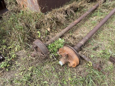 Used LOT OF (3) TRAILER AXLES _UNKNOWN_ Running Gears Michigan US | Miedema Asset Management Group #1419777