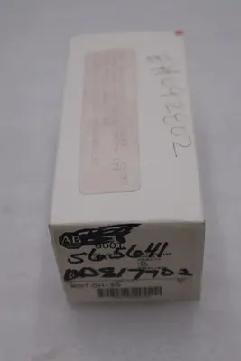 ALLEN BRADLEY PUSH BUTTON CAT 800T-QH13G 800TQH13G NEW WITH BOX STOCK G719A