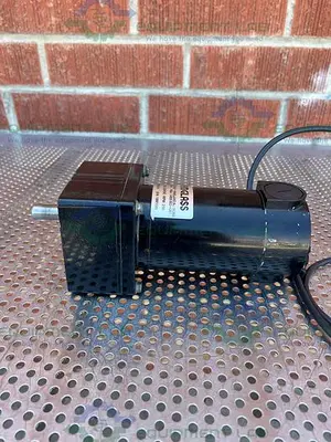 USED CHEMGLASS CG-2033-10 OVERHEAD STIRRER 1/8 HP , 250 RPM, 130 VDC