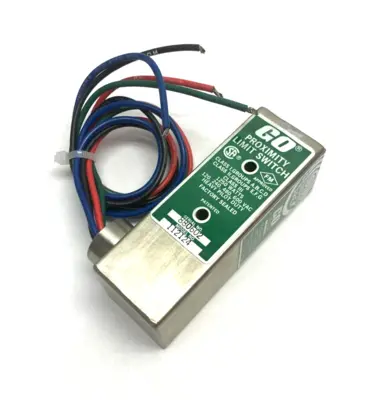 USED GO HEAVY PILOT DUTY PROXIMITY LIMIT SWITCH 1250 WATTS 120, 240, 480,