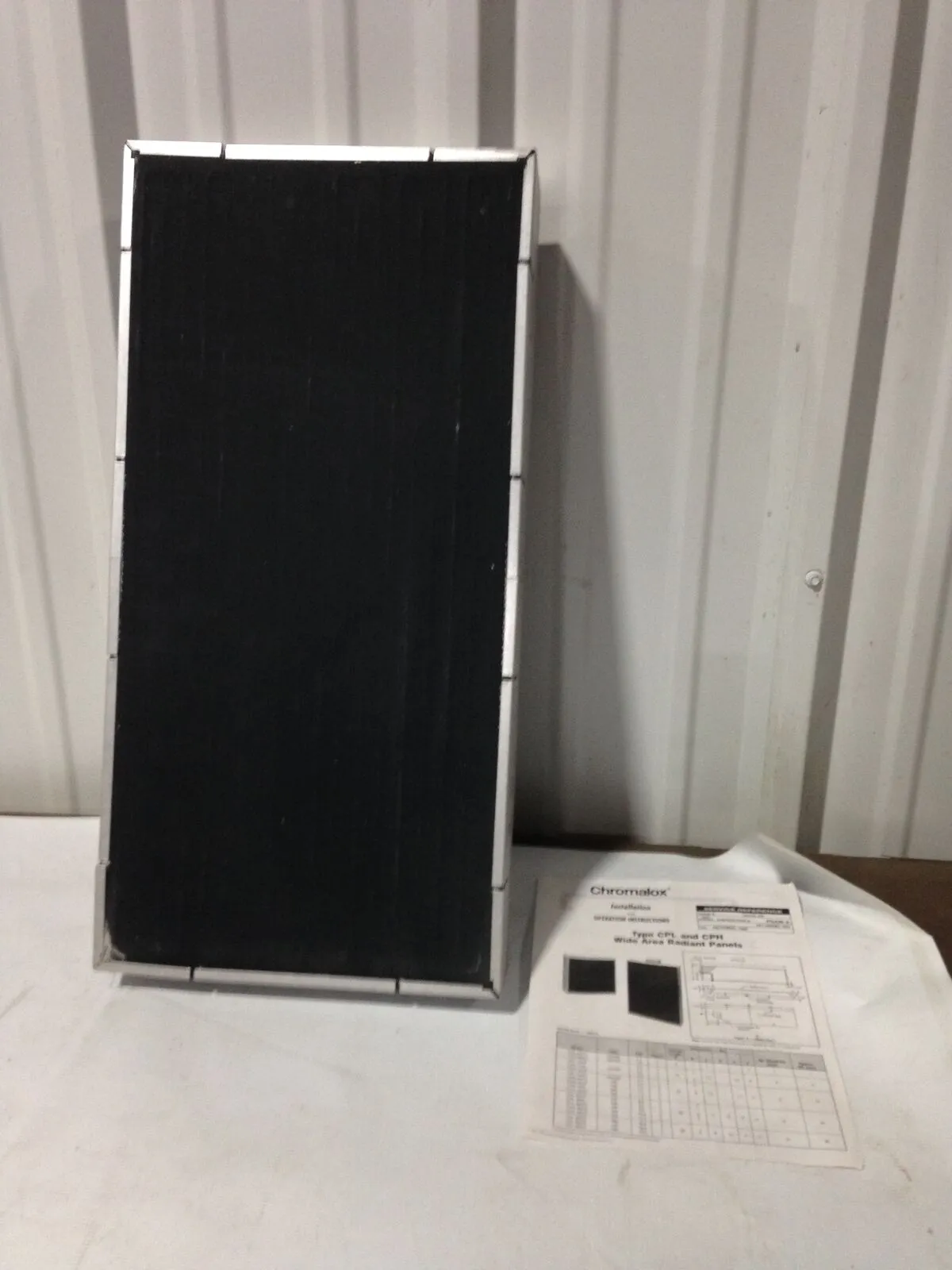 Chromolox Type CPH-2443T Wide Area Radiant Process Air Heater Panel 200W 3PH