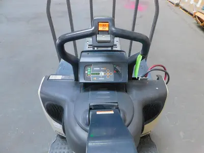 Used CROWN PE4500-60 Pallet Jacks Texas US | Aucto #1459876
