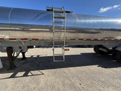 Used 1998 WALKER MILK TANKER TRAILER Liquid Supply Trailers Michigan US | Miedema Asset Management Group #1709504