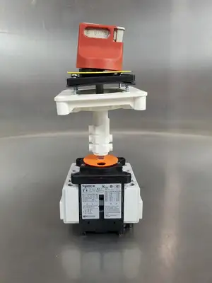 USED Schneider Electric V4 80A Rotary Switch w/VZ4 Auxiliary Contact