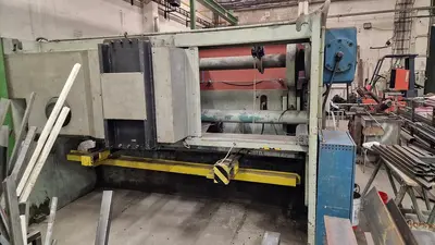 Used 1982 ESPE NTA 3150/10 Power Squaring Shears (Gauge) CZ | Amaron s.r.o. #1061636