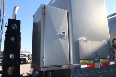 Used 2014 WESTERN STAR 4900 Tanker trucks Texas US | Roll Off Truck World #1492032