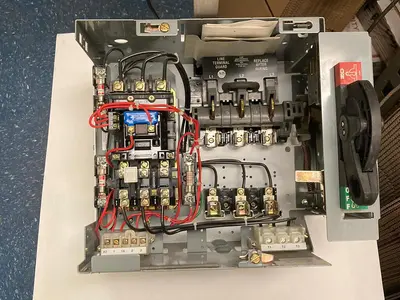 USED ALLEN-BRADLEY 2112B-BDB-6P-17-24R-41-111 Q