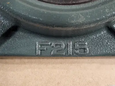 NEW NTN UKF215D1