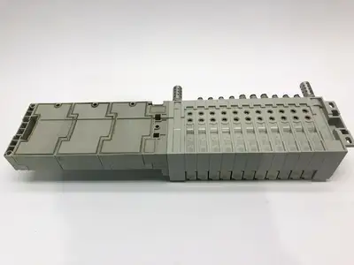 USED NUMATICS 240 SERIES MANIFOLD VALVE BANKS ASSEMBLY