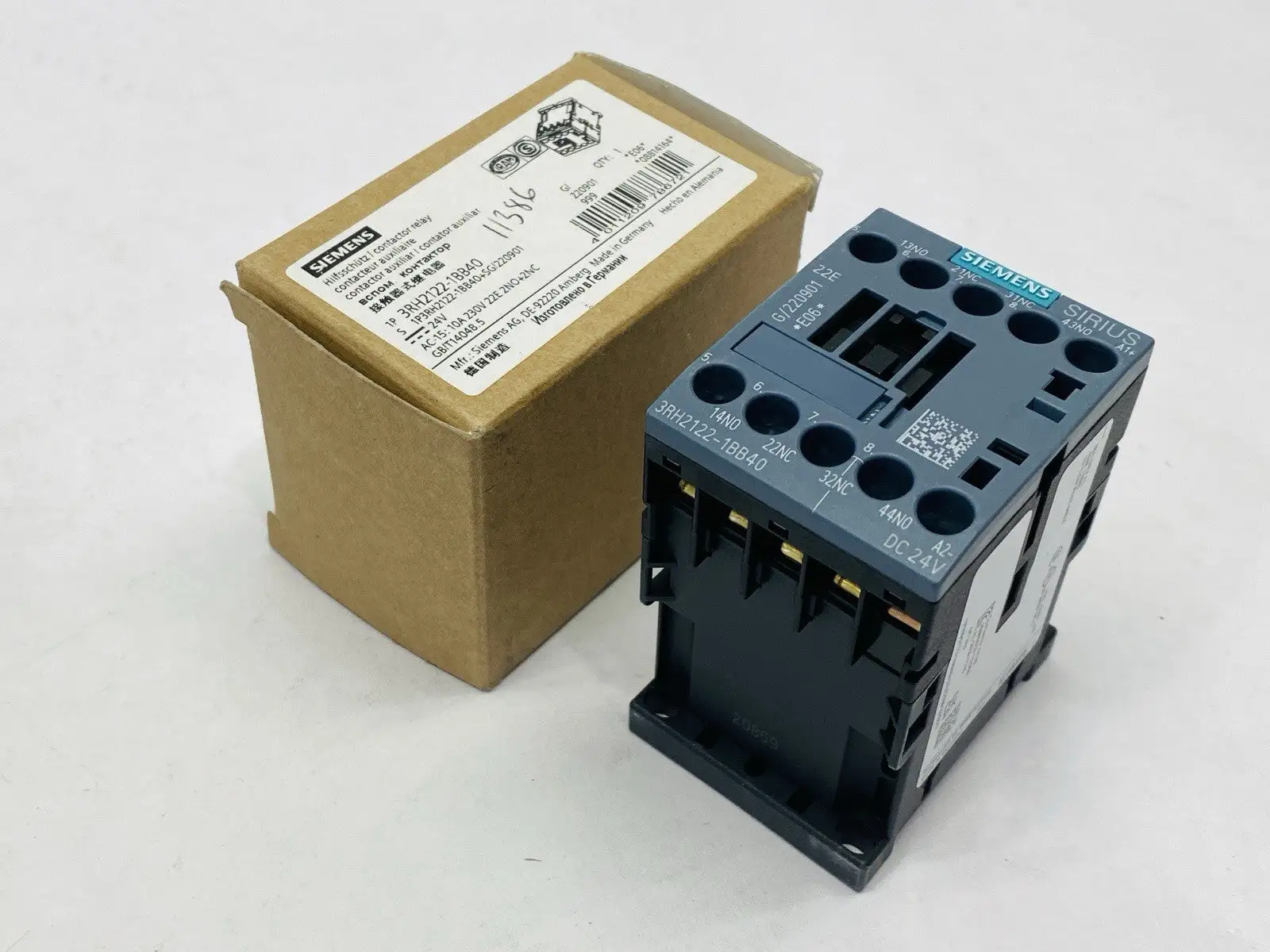 3RH2122-1BB40 | Siemens  Contactor Relay 2 NO + 2 NC 24VDC - New Other