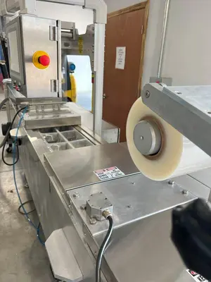 USED 2022 ROLLSTOCK INC. RA-200/355 ALUMINUM VACUUM PACKAGING (THERMOFORMING PACKAGING)