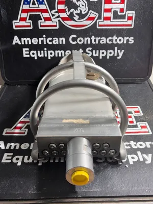 Keg Nozzles Small Floor Cleaner Nozzle Nozzle | American Contractors Equipment Supply (1)