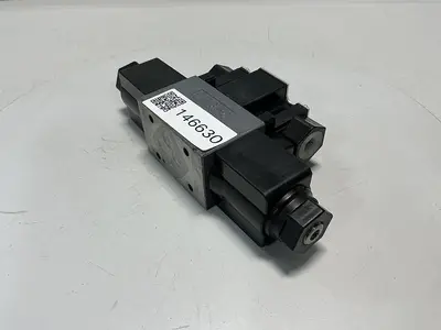 USED TOKYO KEIKI DG4V-3-0C-M-P2-T-7-54