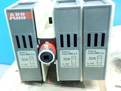 New | in-Stock ABB OSJ30B6150 Disconnects Ohio US | HGR 24 #914447