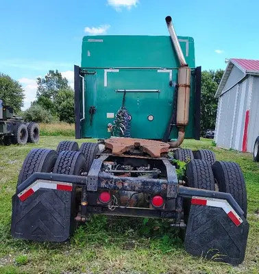 Used 2000 INTERNATIONAL 9900 EAGLE Conventional trucks Ohio US | Proxy Equipment #1385245