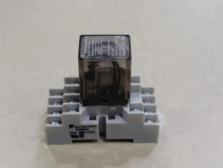 Used TYCO ELECTRONICS KHAU-17D11-24 Misc Electrical & Power Parts British Columbia CA | Lenmark #250727