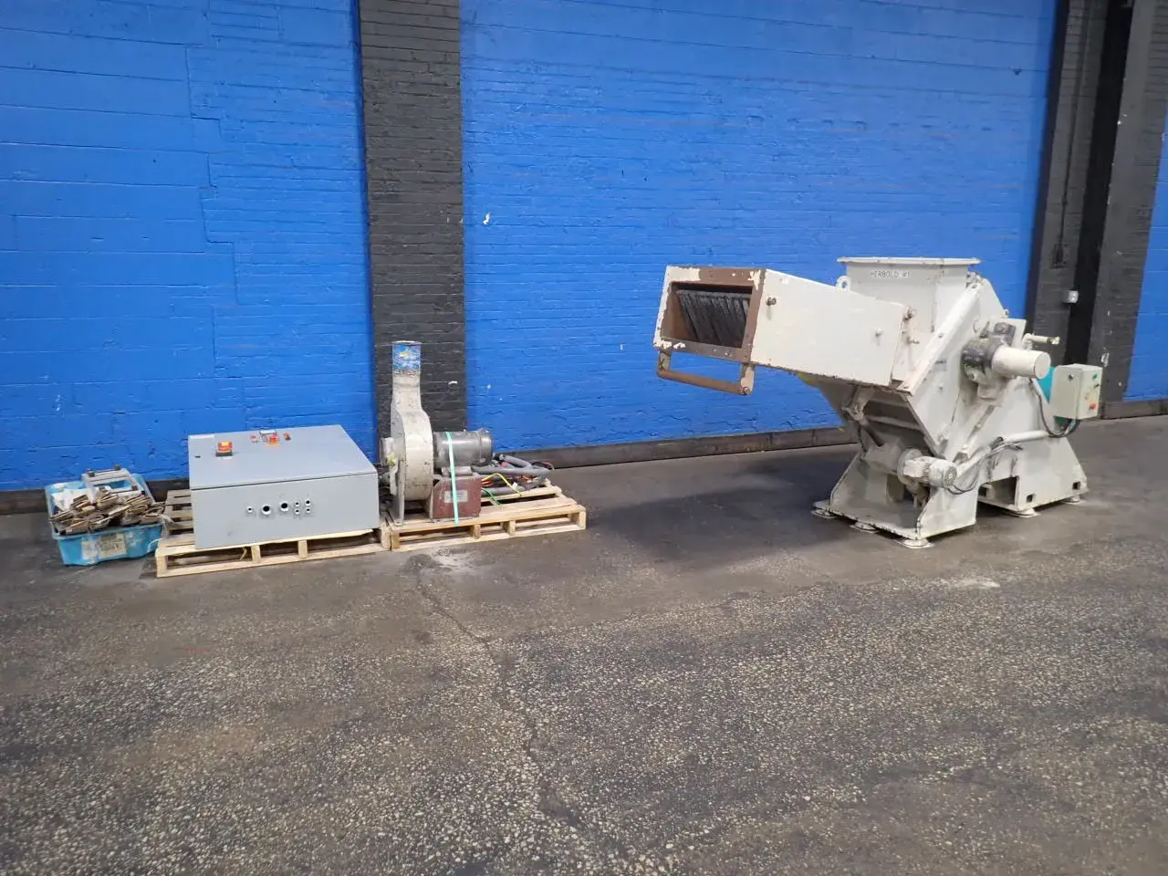 Used 2002 HERBOLD LP450/600F92 Misc Plastics Equipment Ohio US | HGR 24 #1329483