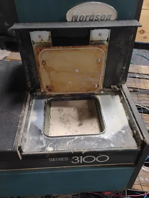 NORDSON 3100-2AA32 HOT MELT | ESS Industrial Equipment Sales (4)