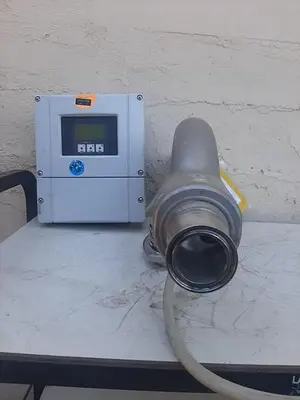 Meter, Flow, Endress Hauser, Promass F, 1-1/2", 316 S/st, B #S743319
