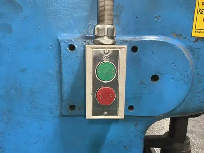 Used DENISON ENGINEERING CO. MC01FA11S01A01 Hydraulic Presses Ohio US | HGR 24 #1457524