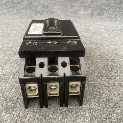 Used FPE NFJ631070 Circuit Breakers California US | Davliegogo LLC #1705667