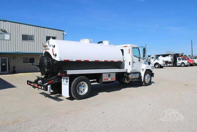 Used 2020 HINO 338 Vacuum Truck Texas US | Roll Off Truck World #1491791