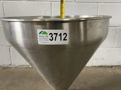 SS 10 Gallon Hopper